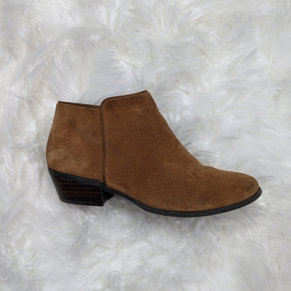 New Crown Vintage Tabitha Stacked Heel Bootie in Cognac Suede Size 6.5 - Picture 2 of 7